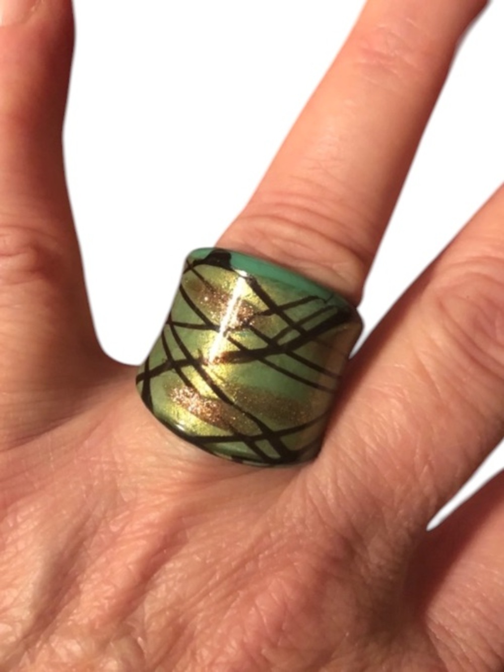 Vintage Green Art Glass Ring
